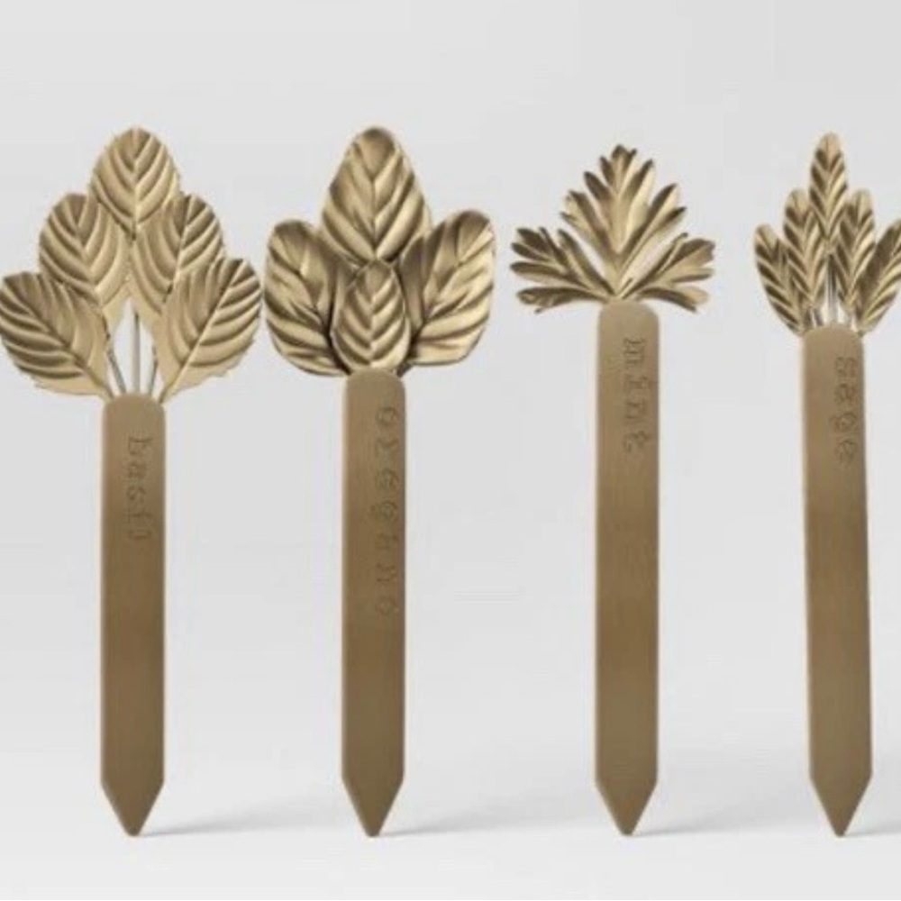 Smith & Hawken 4pc Metal Herb Marker Set Gold Garden Markers New